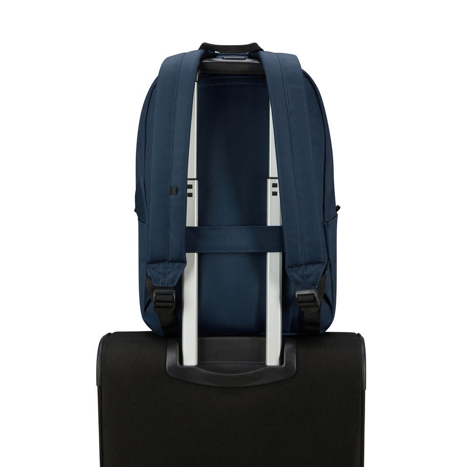American Tourister BrightUp Sac &agrave; Dos in the color Marine. image number 12